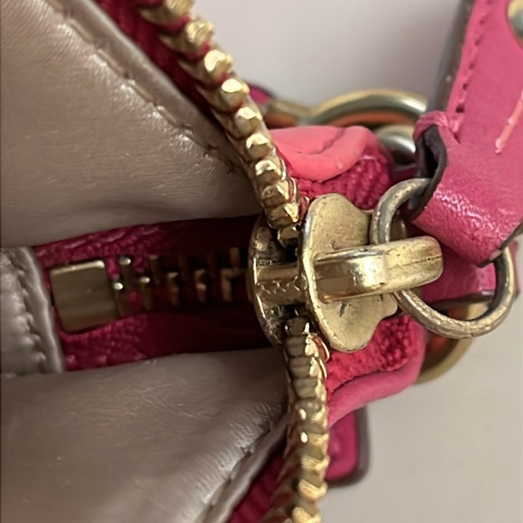COACH WRISTLET/MULTI-ZIP BAG - Picture 12 of 13